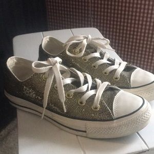 Gold Converse